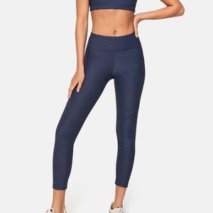 Outdoor Voices 3/4 Warmup Legging (navy)